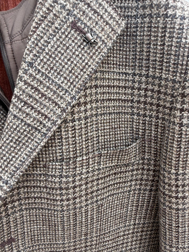 CC Collection Corneliani men's blazer brown, fabric, check pattern and lapel detail